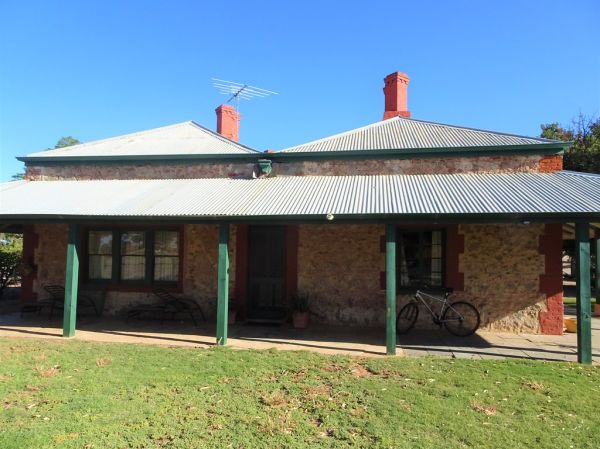 South Hummocks photo 2