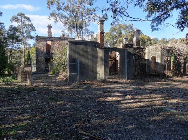 Mount Watts photo 4