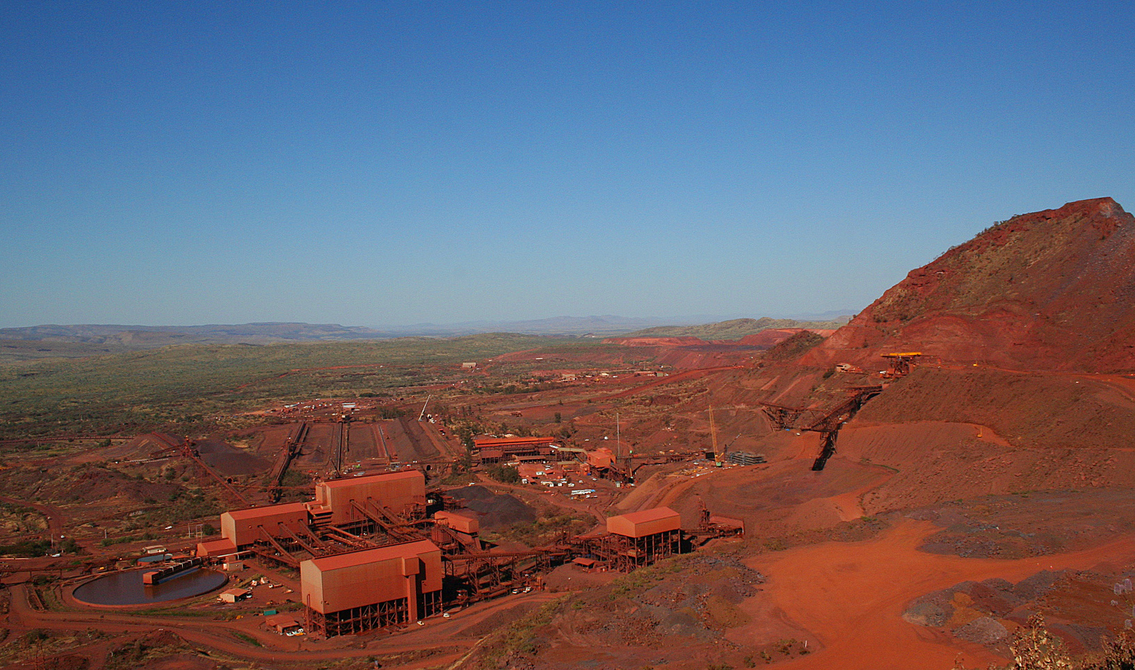 Mount Price photo 4