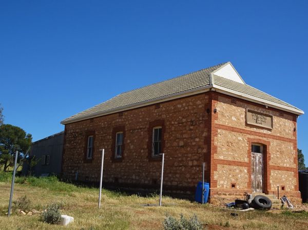 Mount Templeton photo 2