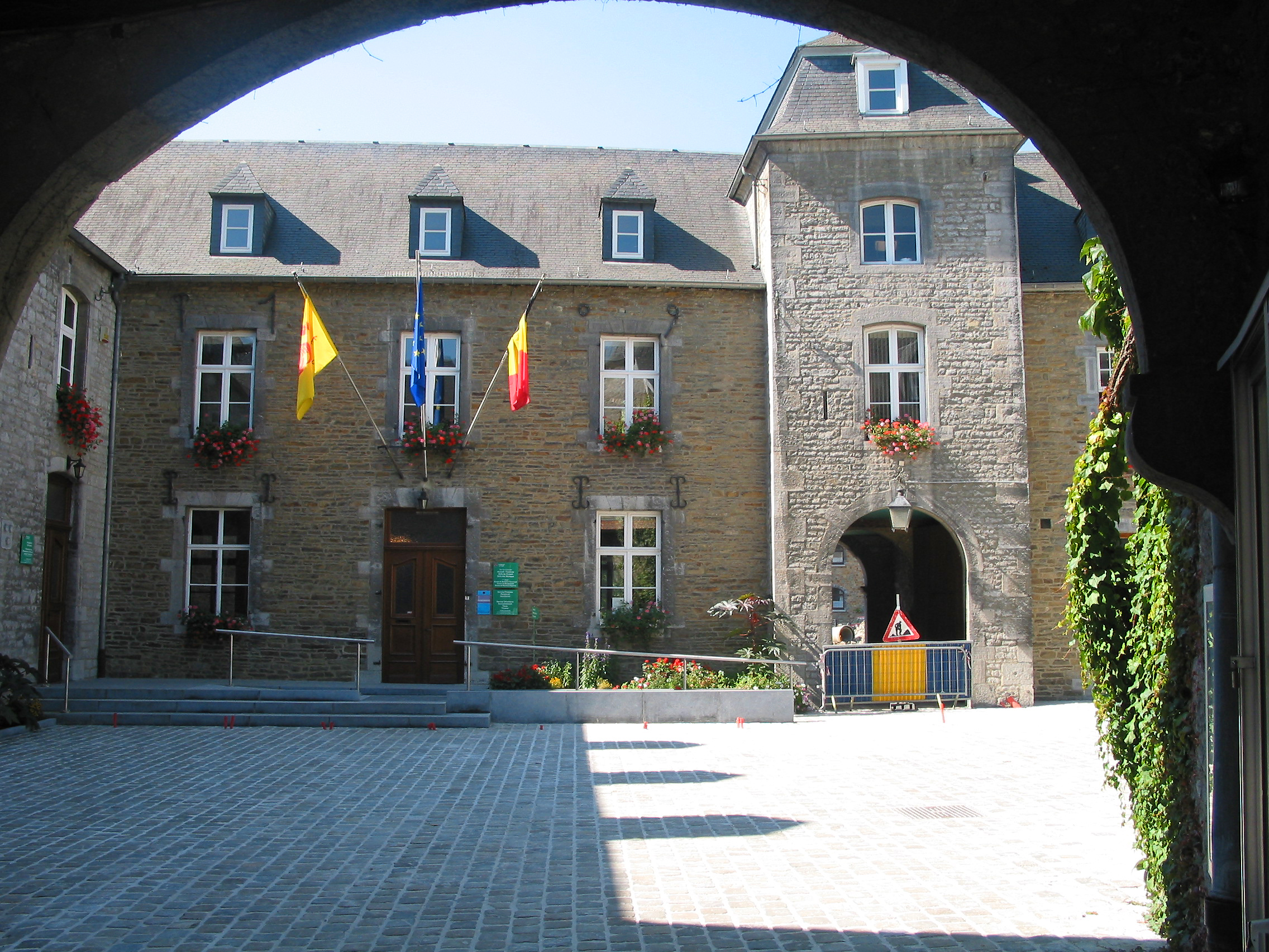 Yvoir photo 4