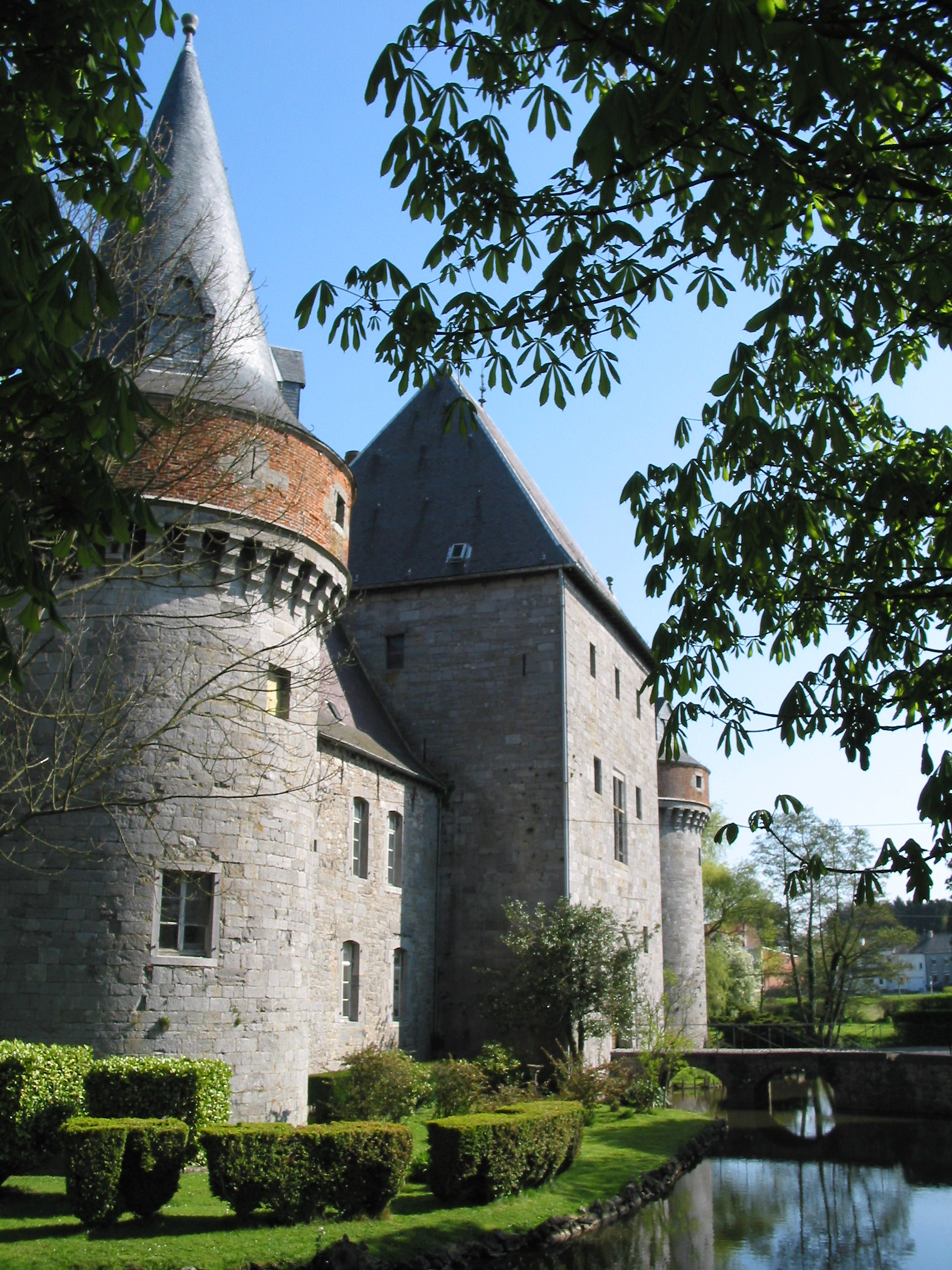 Solre-sur-Sambre photo 2