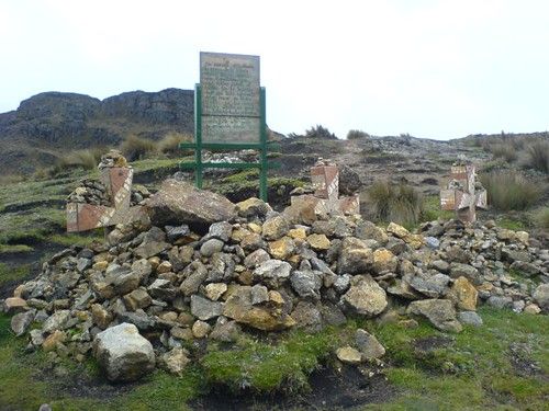 Tres Cruces photo 4