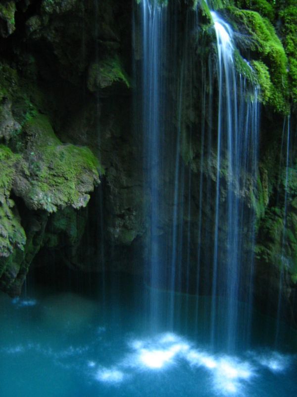 Sierra de Navarra, Andalusia