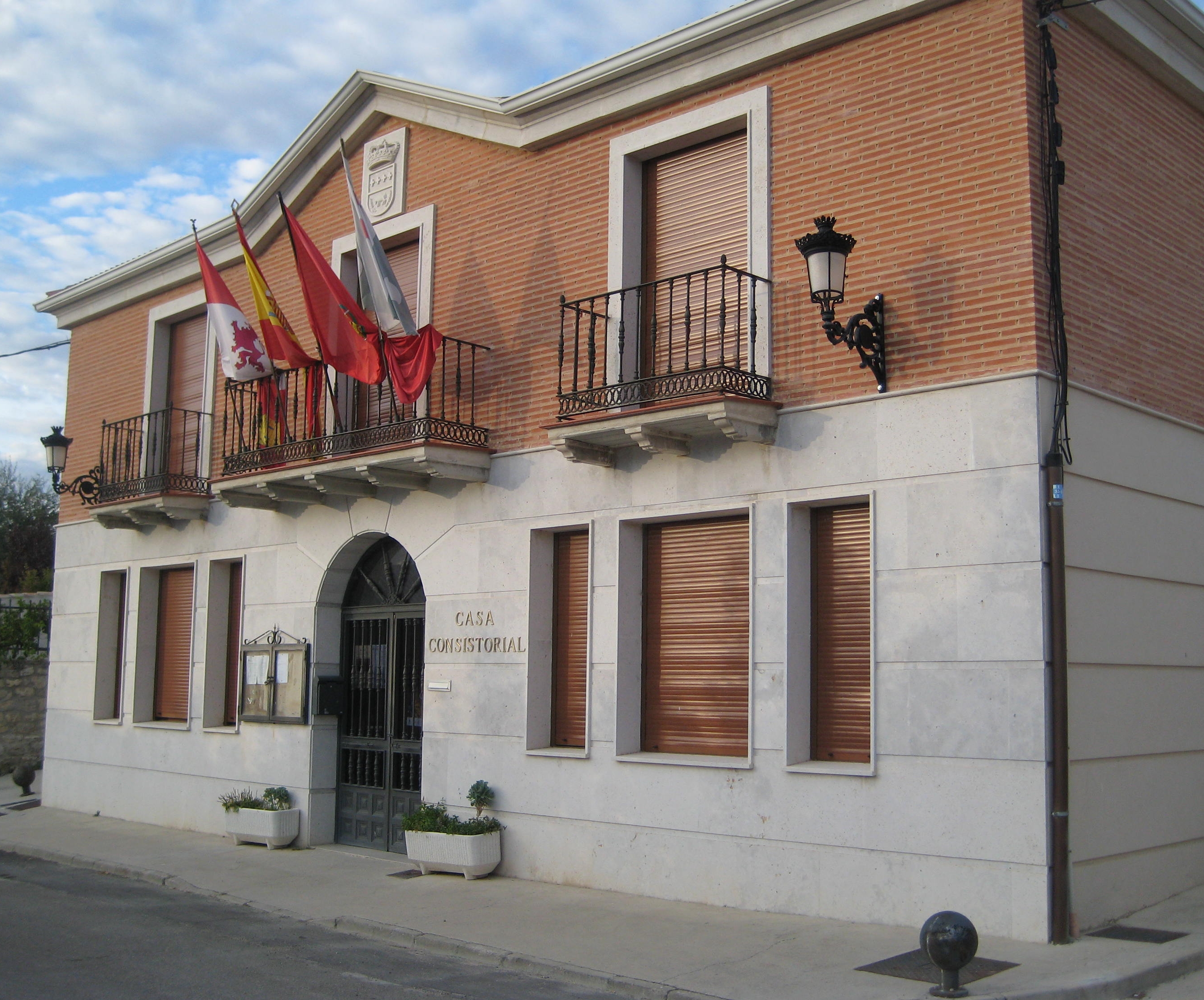 Trigueros photo 4