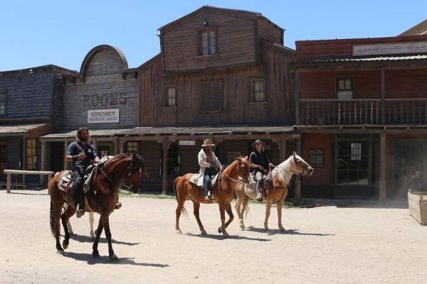 Tabernas photo 3