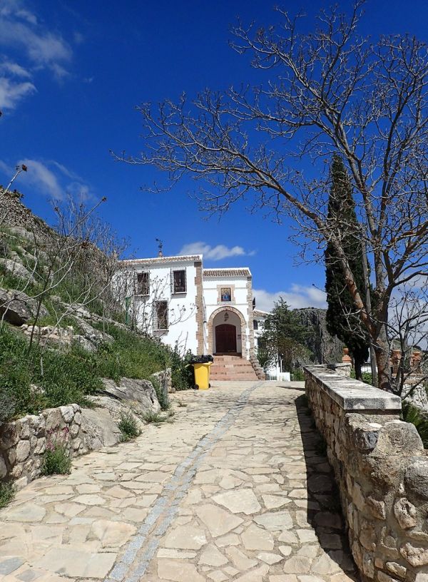 Villanueva del Trabuco photo 3