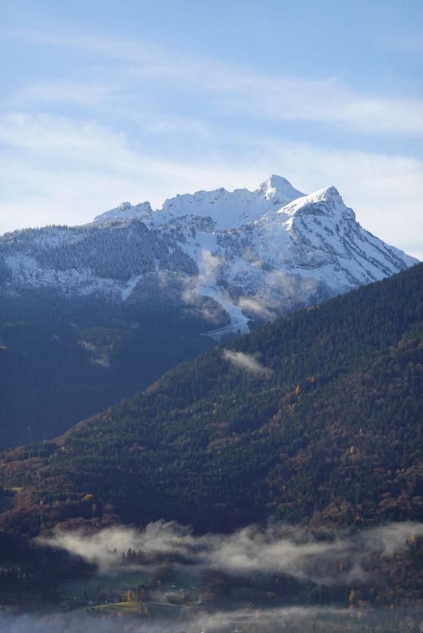Montagne de la Sambuy, Auvergne-Rhone-Alpes