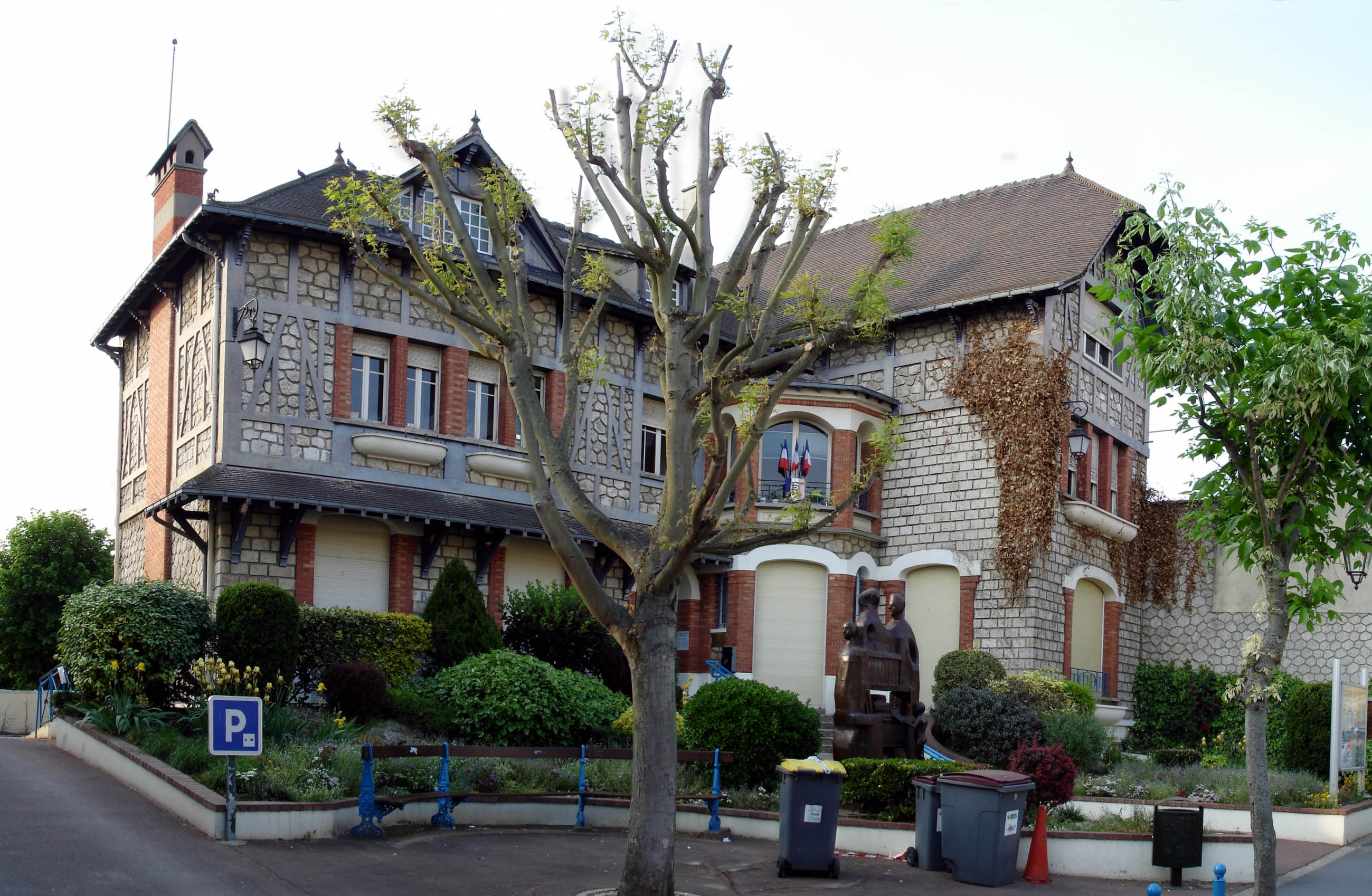 Saint-Leu-la-Forêt photo 3