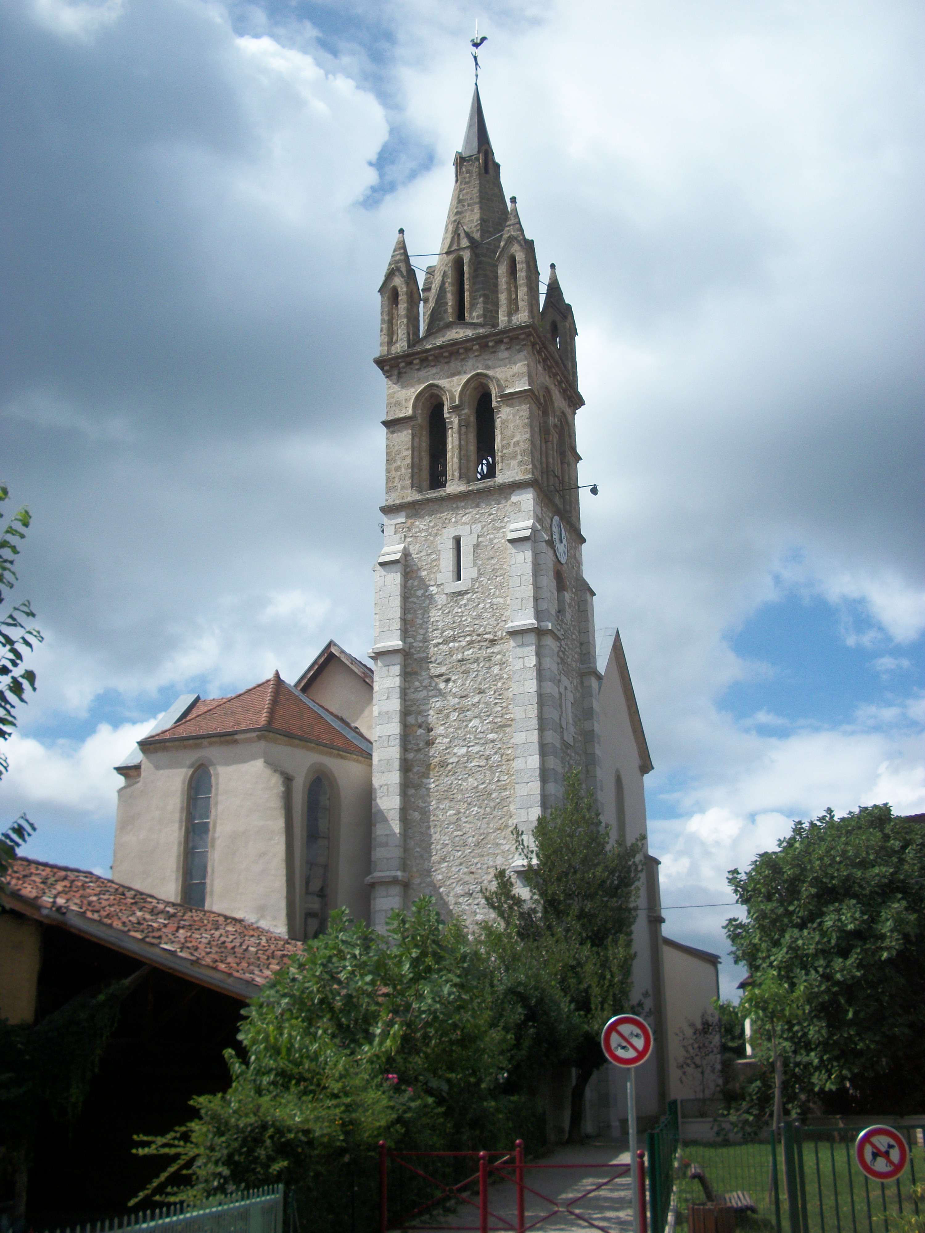 Saint-Jean-de-Moirans photo 2