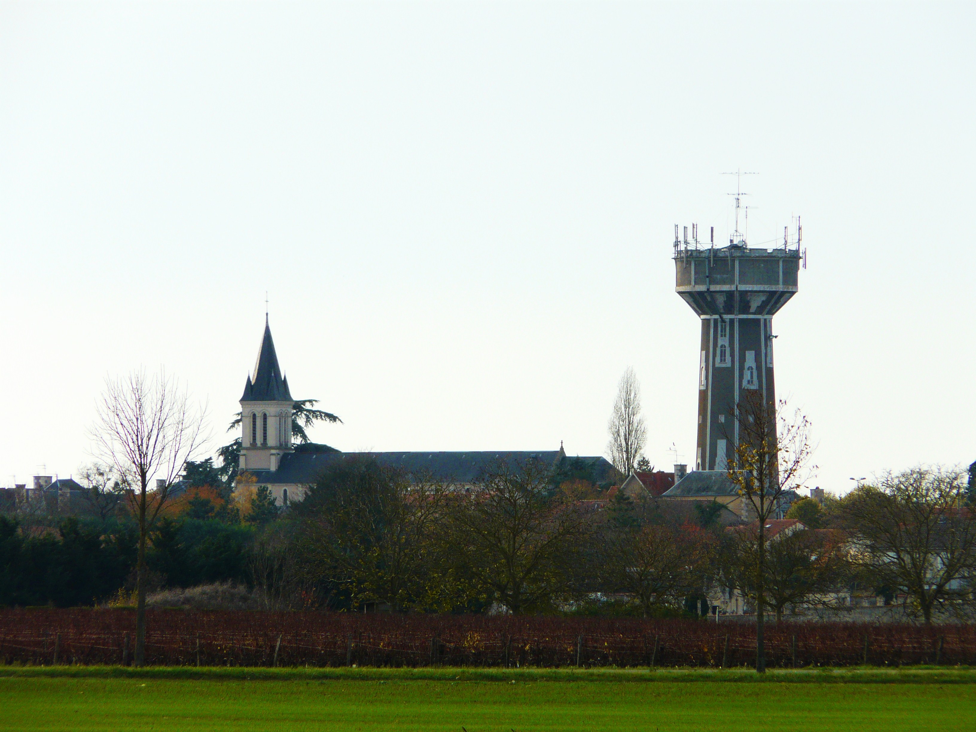 Neuville-de-Poitou, New Aquitaine