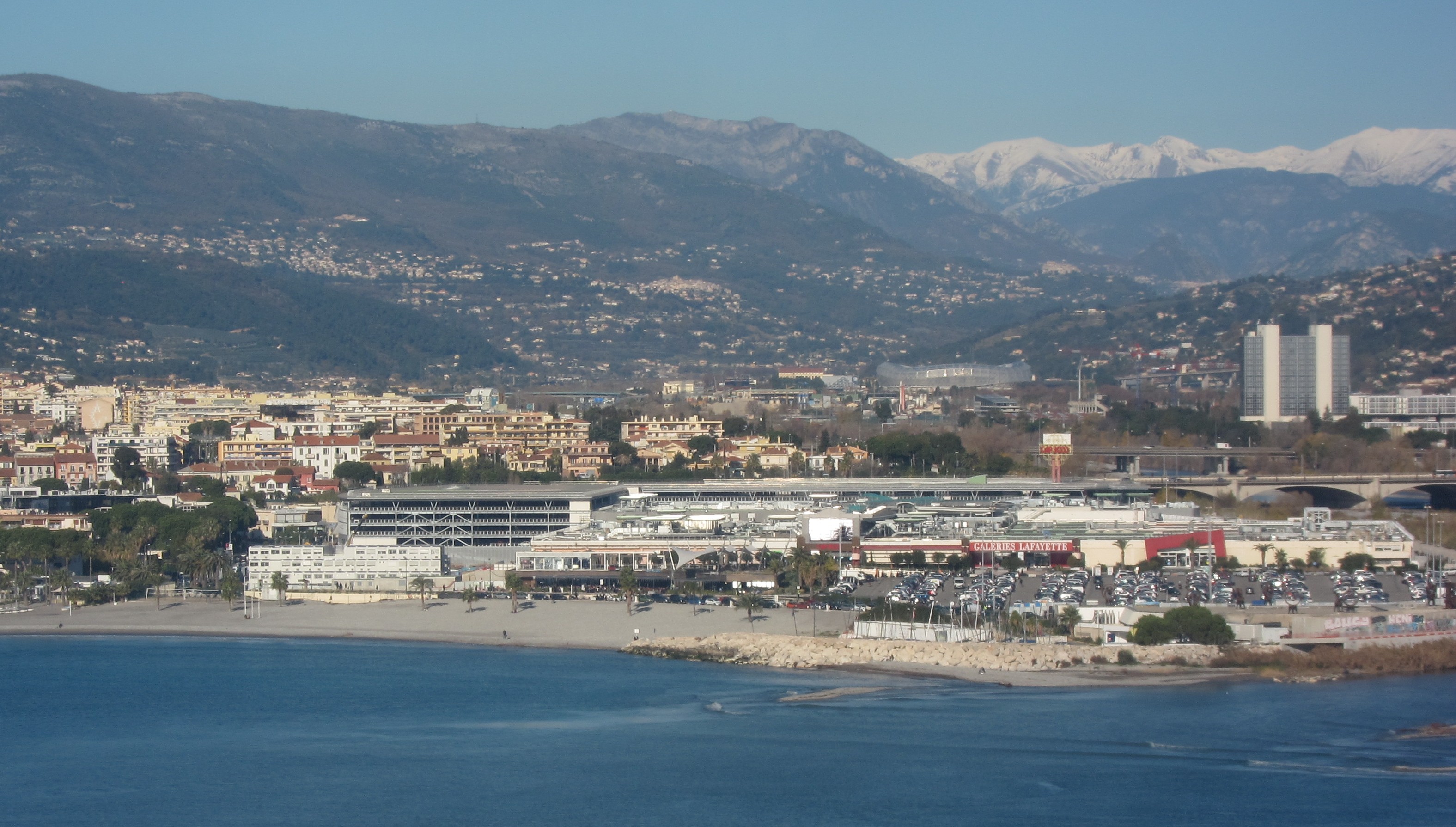 Saint-Laurent-du-Var photo 3