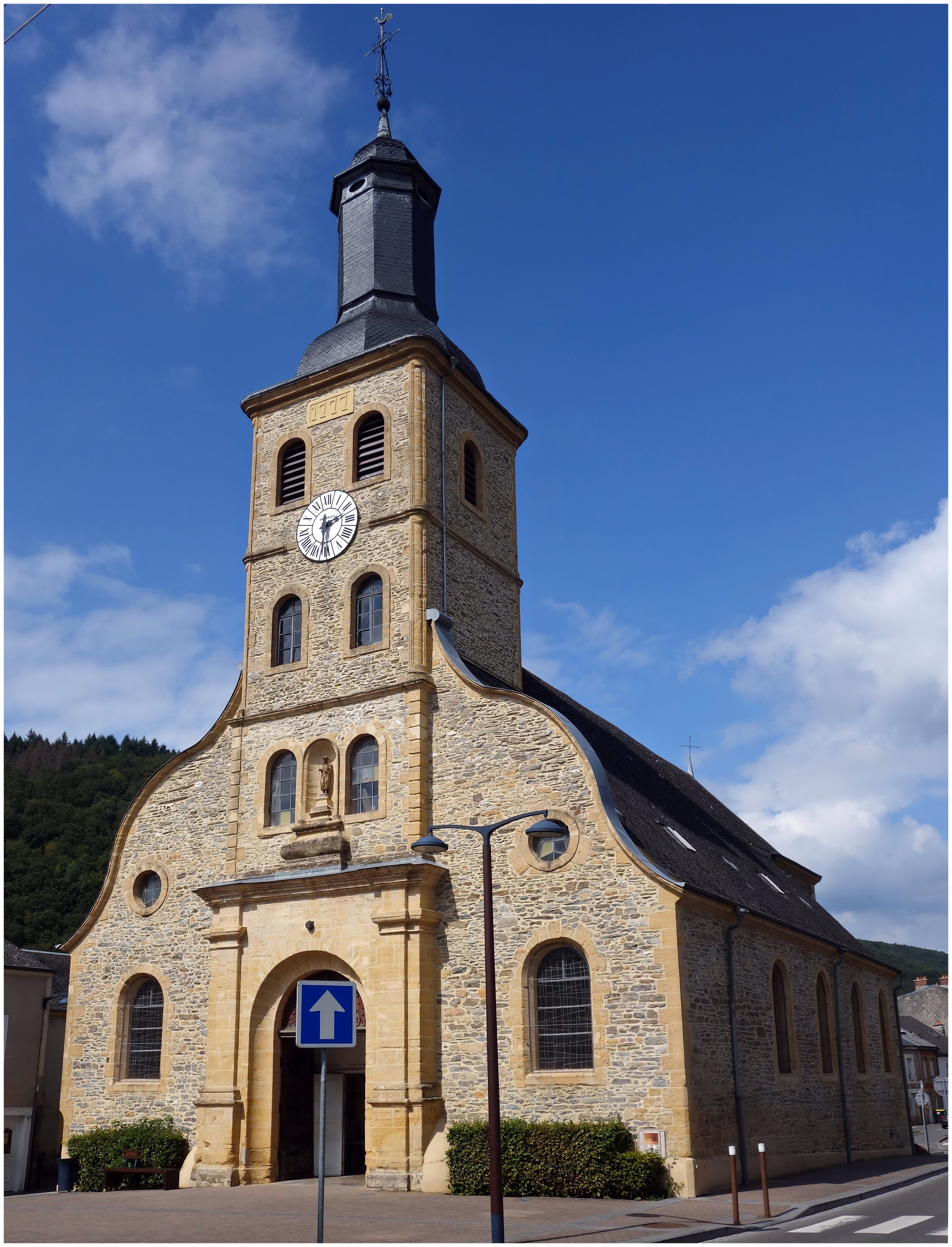 Nouzonville photo 4