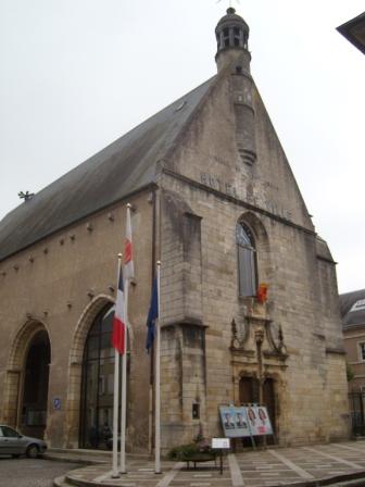 Saint-Amand-Montrond photo 3