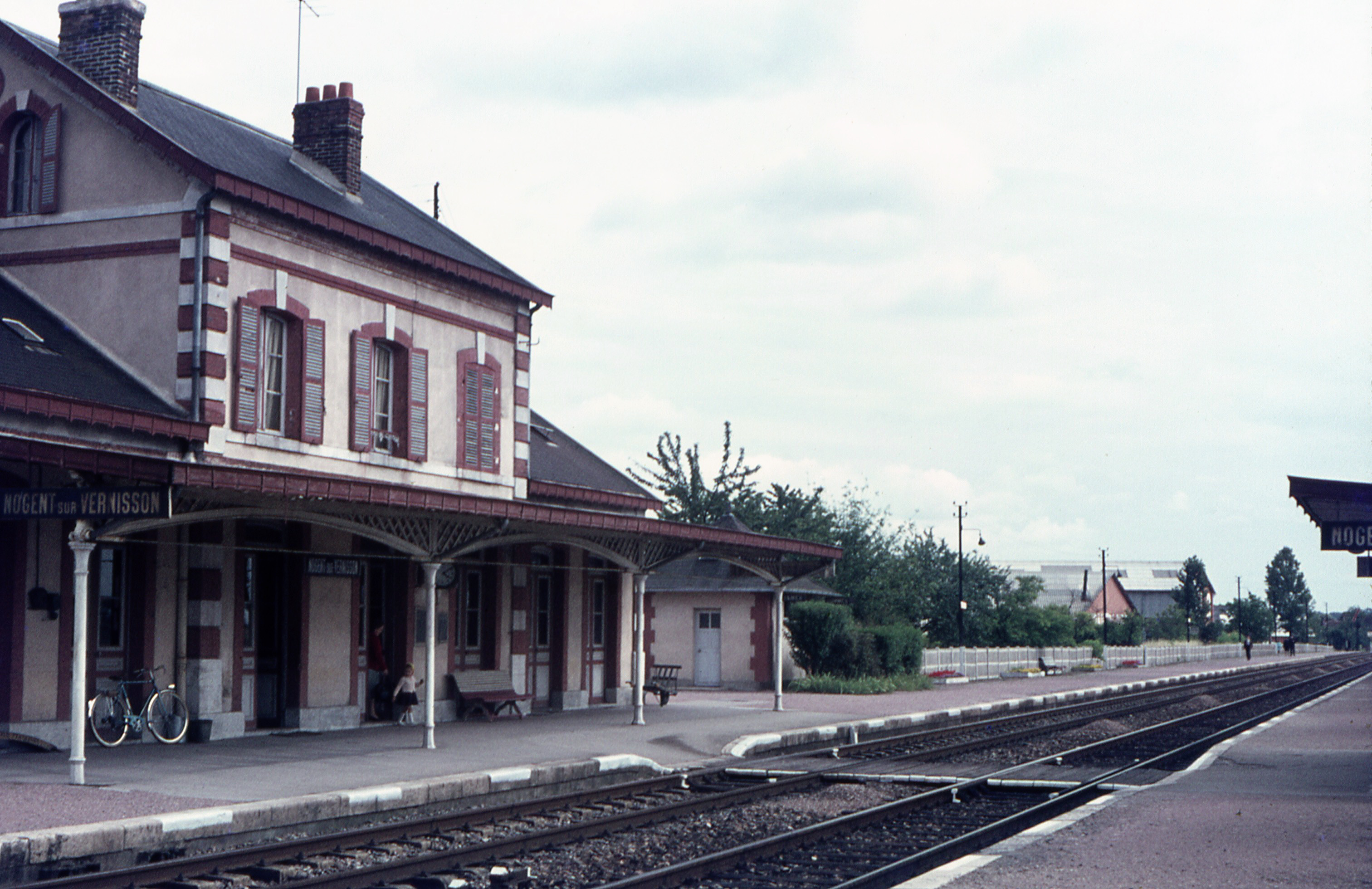 Nogent-sur-Vernisson photo 4