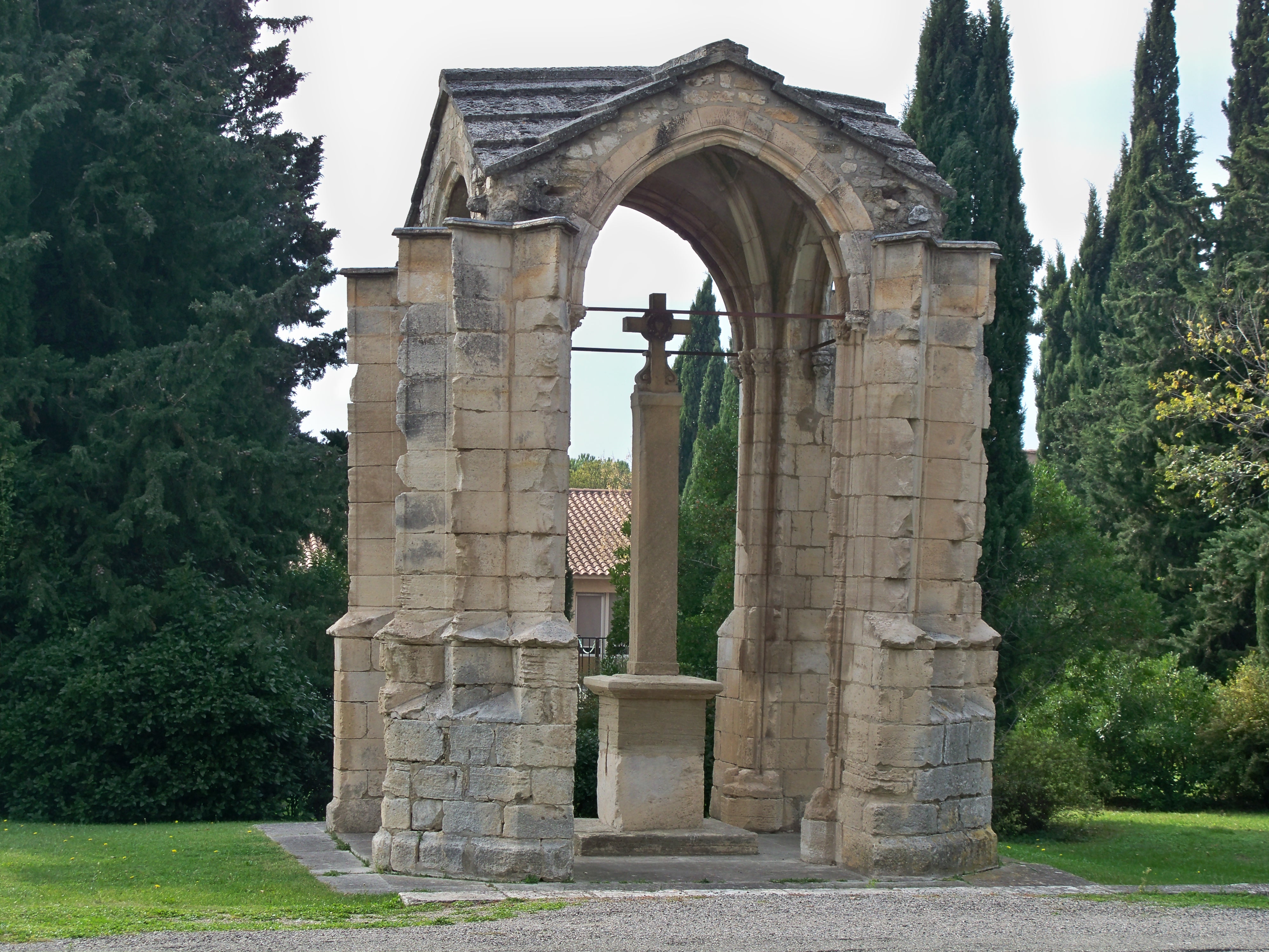 Pernes-les-Fontaines photo 4