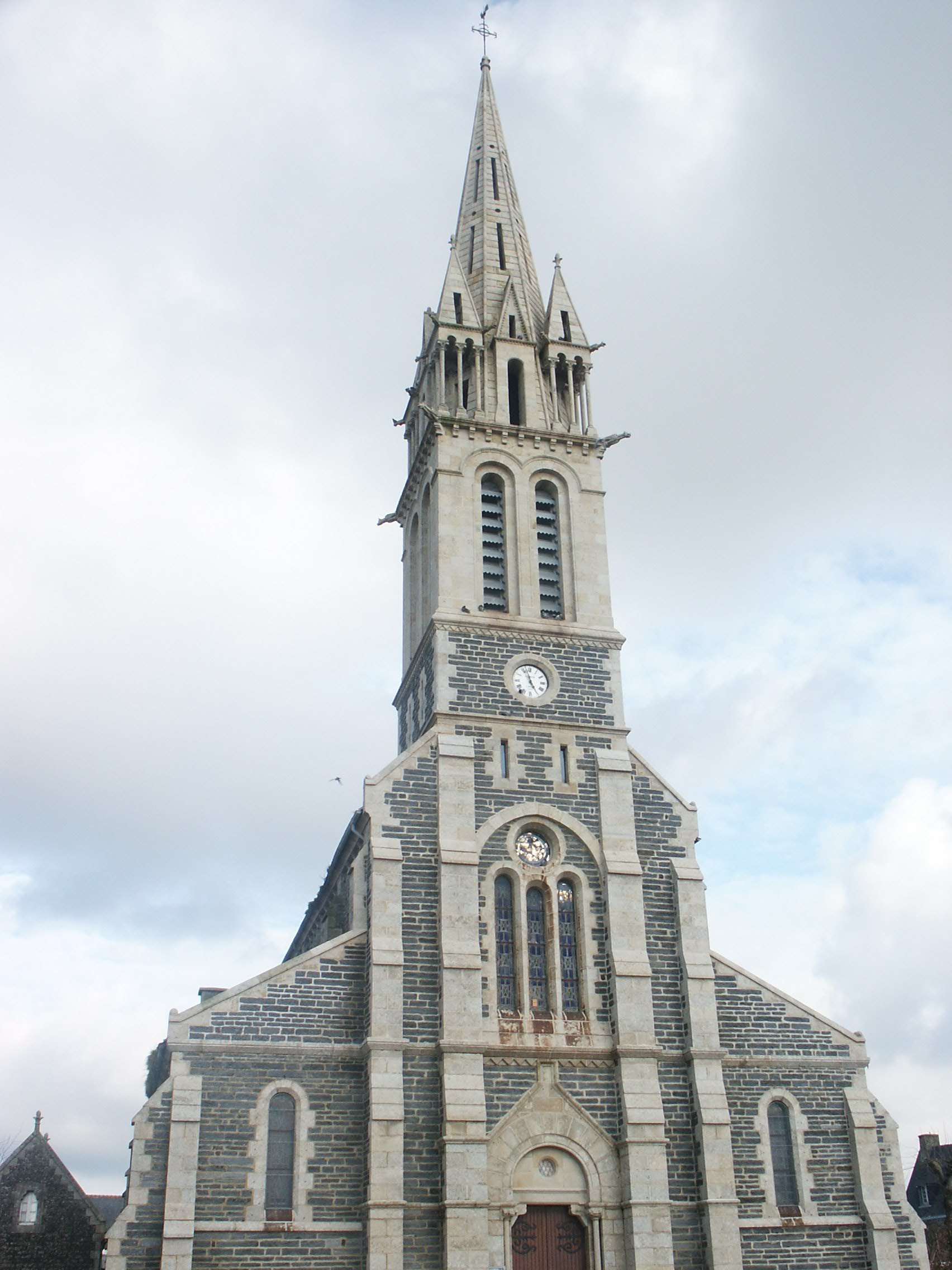 Taulé, Brittany