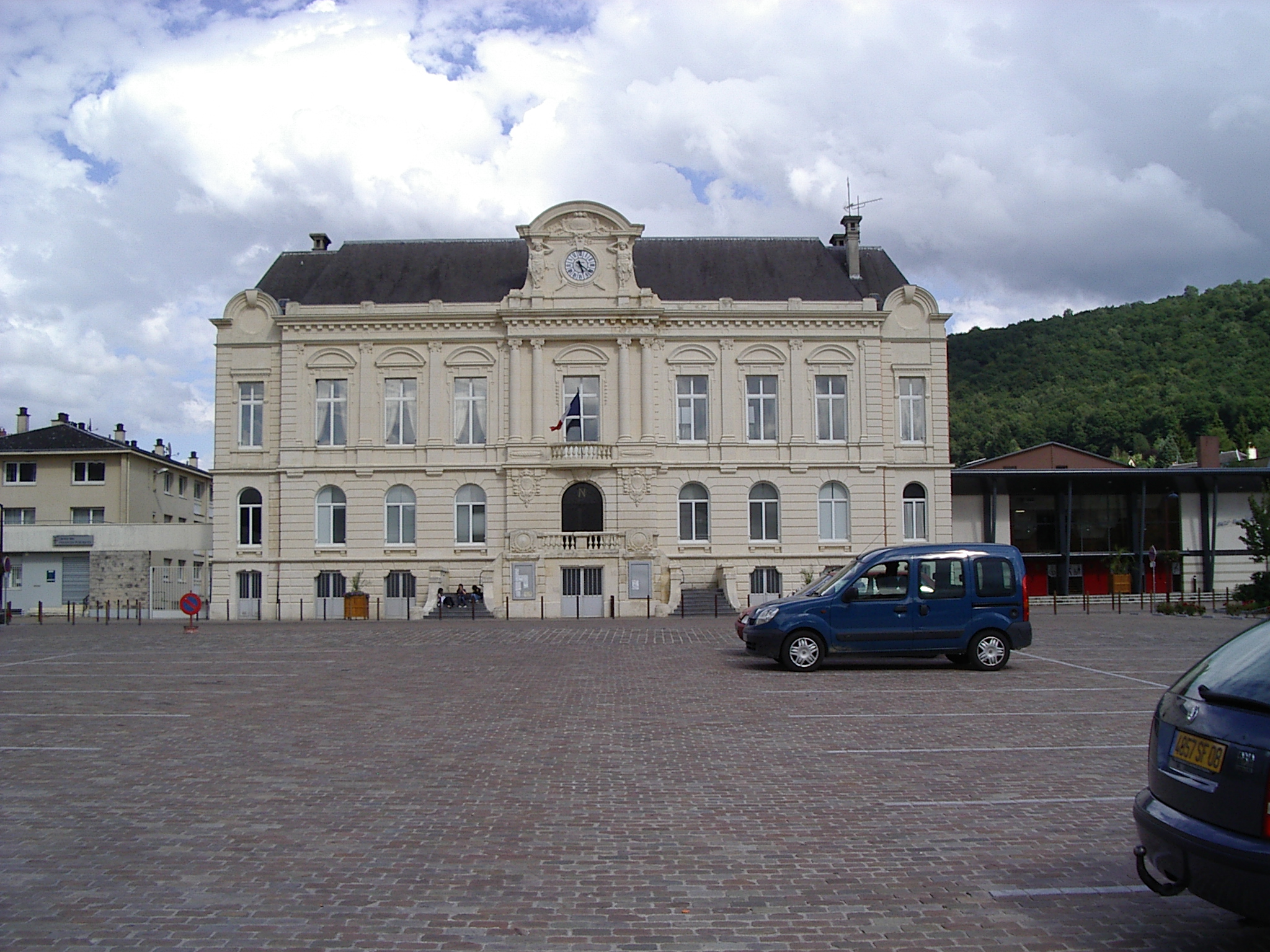 Nouzonville, Grand Est