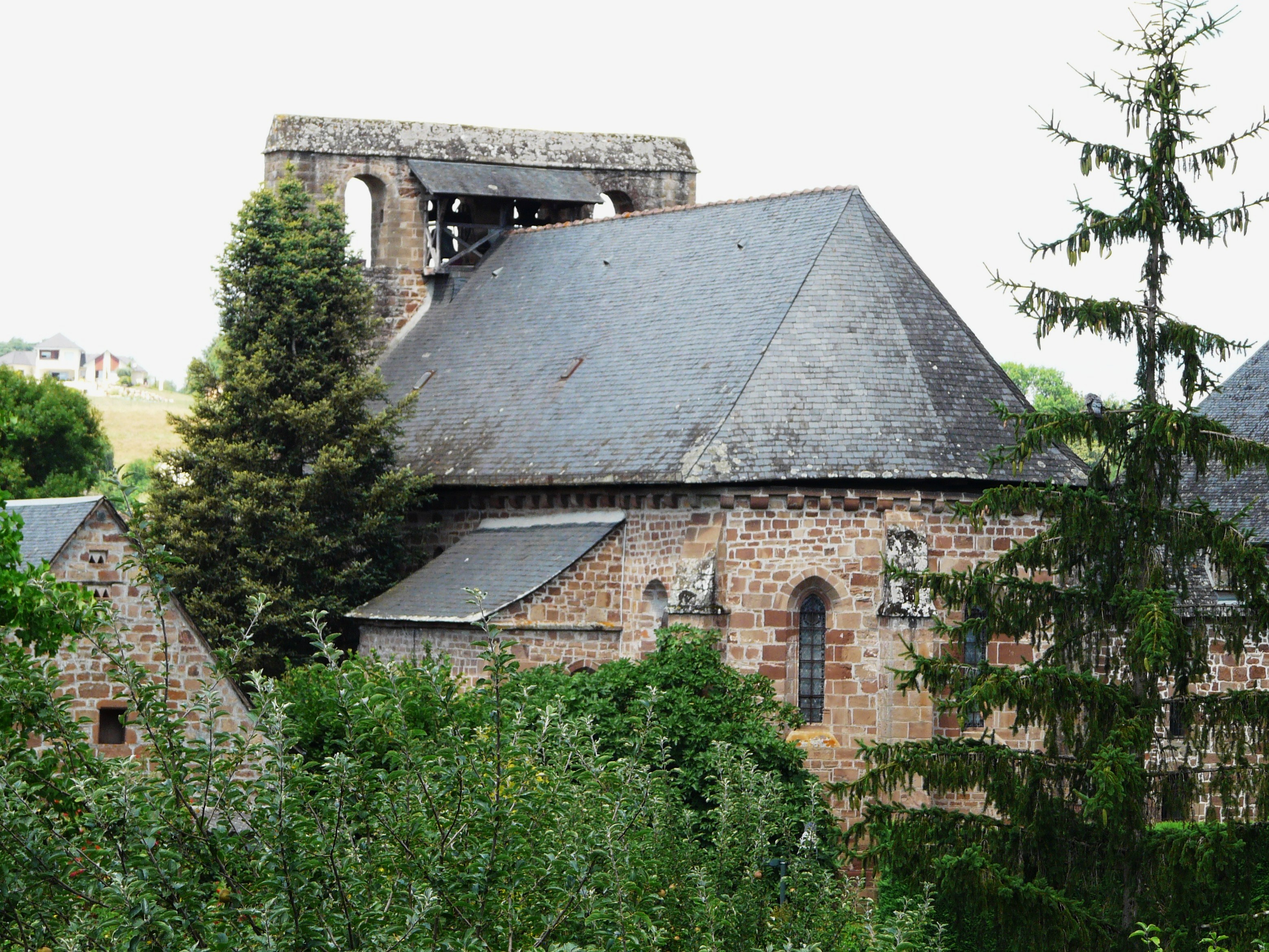 Saint-Pantaléon-de-Larche photo 2