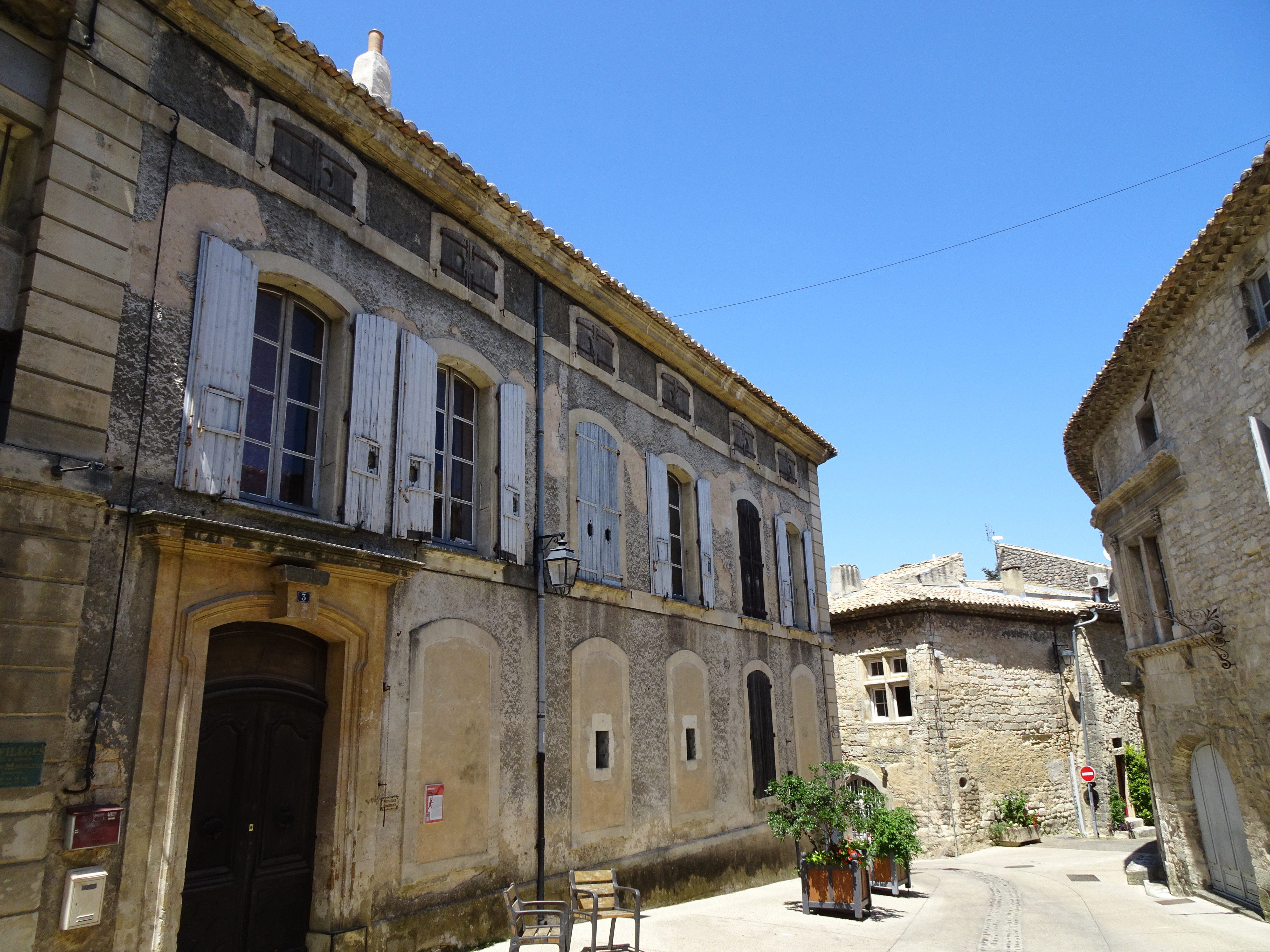 Saint-Paul-Trois-Châteaux photo 4