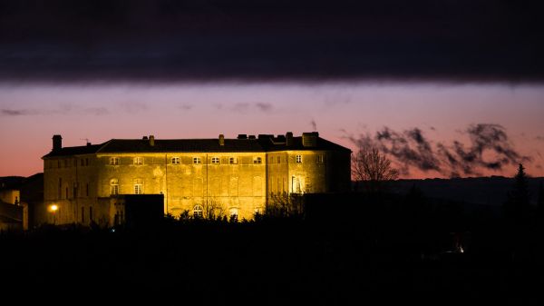 Peyrolles-en-Provence photo 2