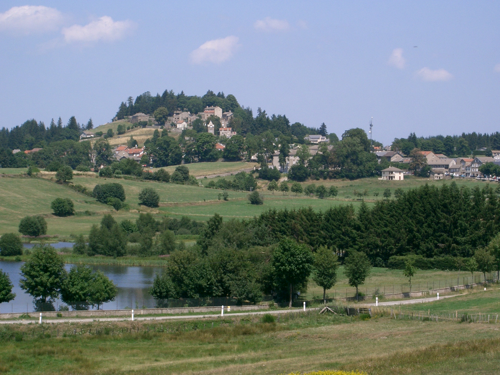 Saint-Agrève photo 2