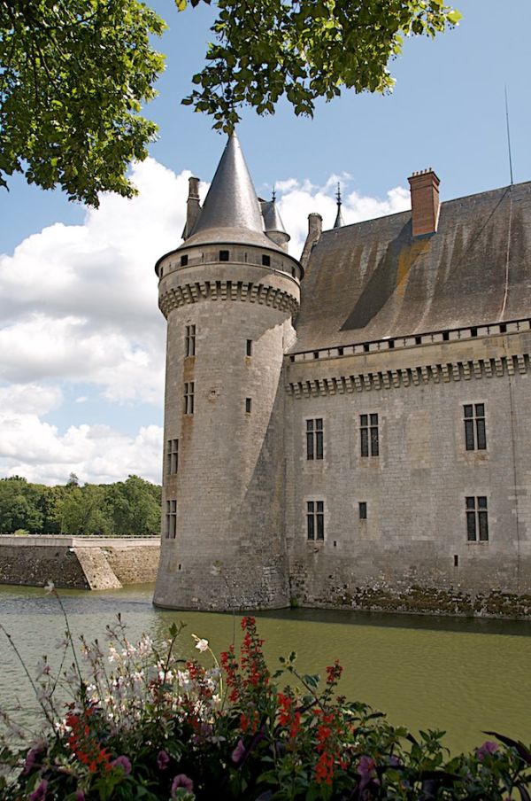 Sully-sur-Loire photo 2