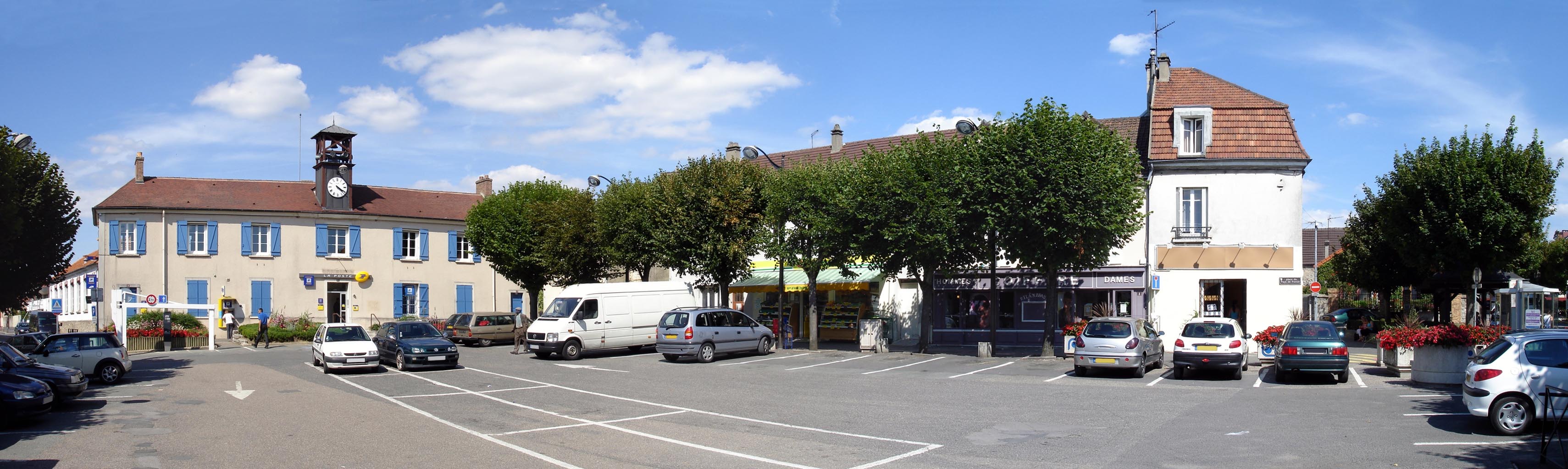 Roissy-en-France photo 3