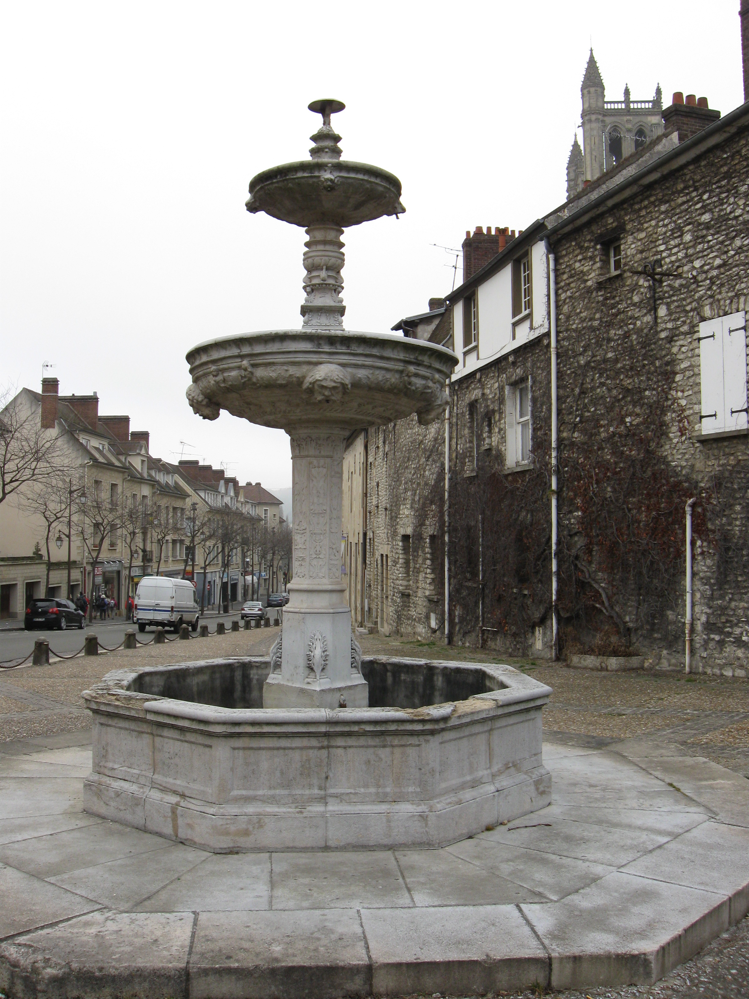 Mantes-la-Ville, Ile-de-France