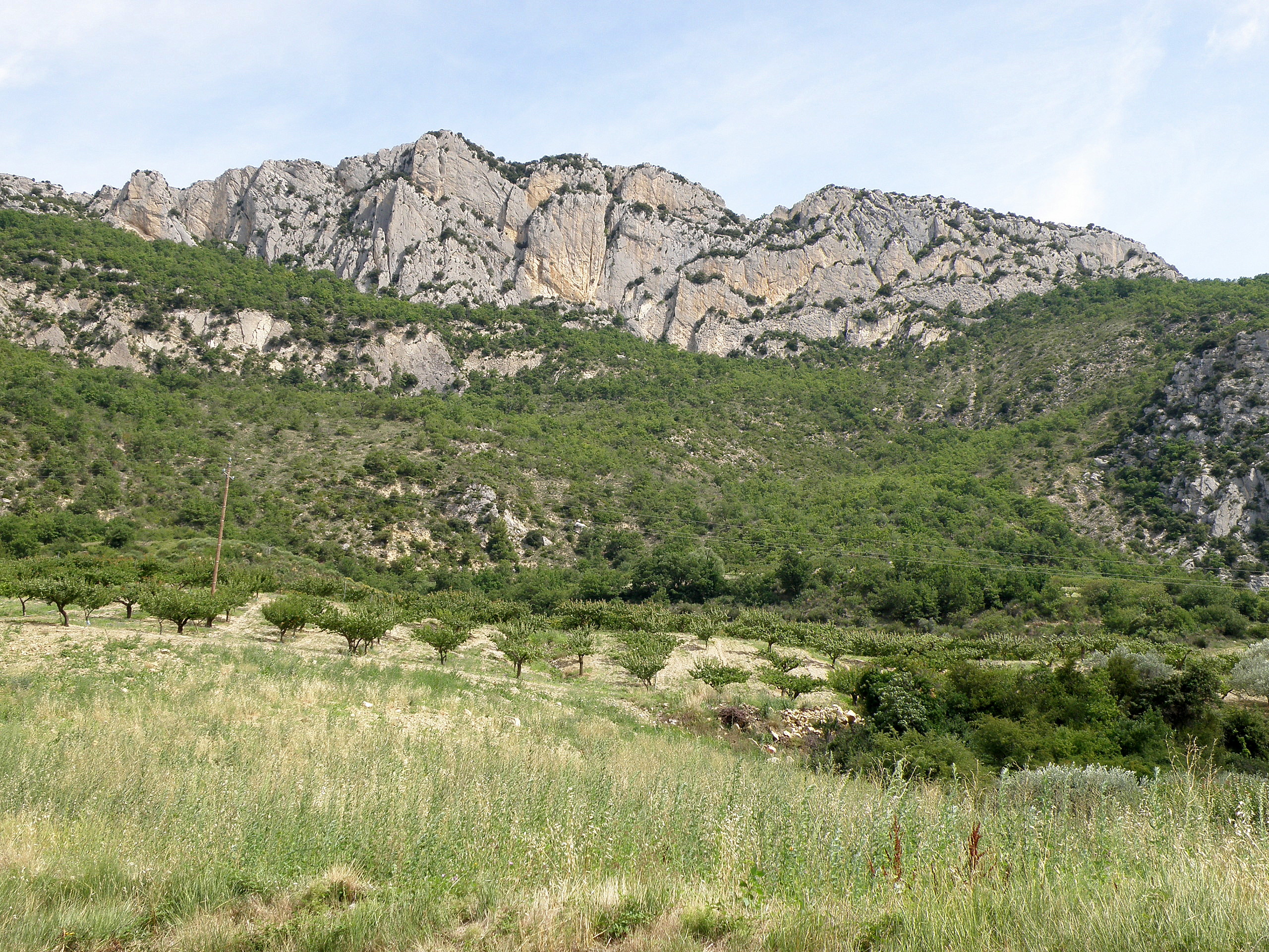 Montagne de Montlaud, Auvergne-Rhone-Alpes
