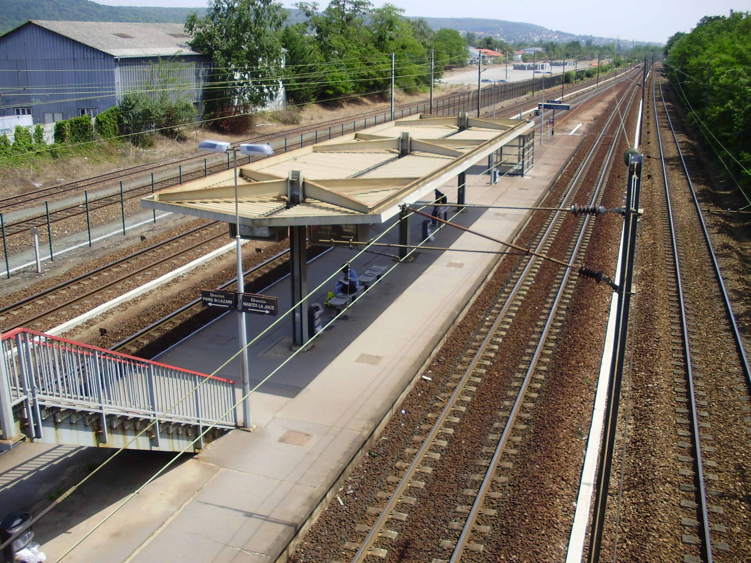 Verneuil-sur-Seine photo 3