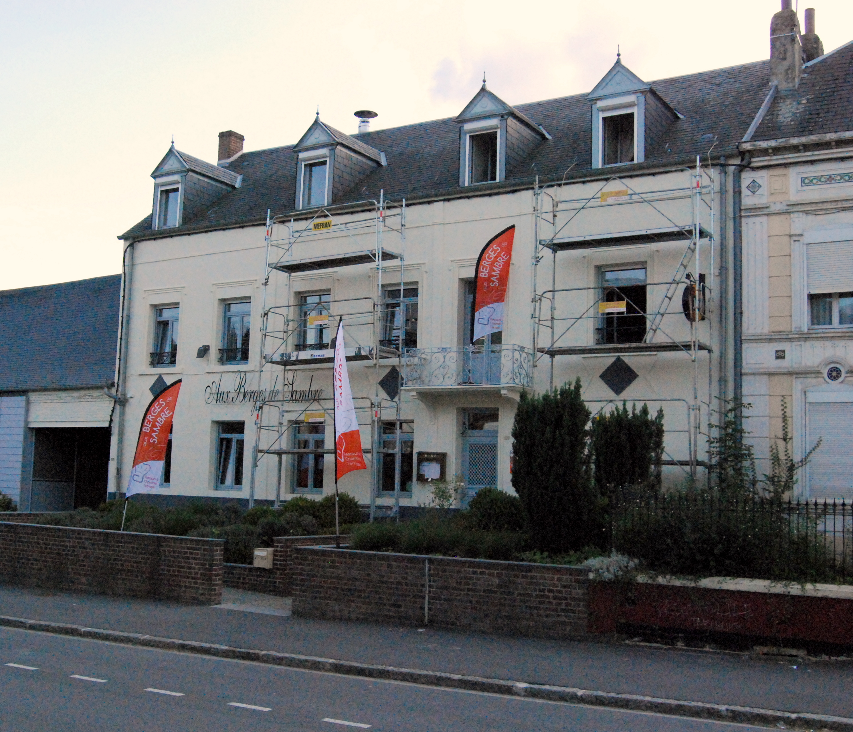 Pont-sur-Sambre photo 2