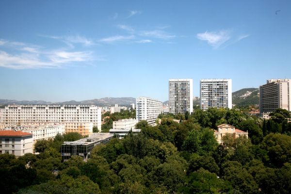 Puget-Ville photo 3