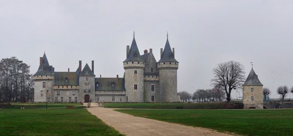 Sully-sur-Loire photo 4