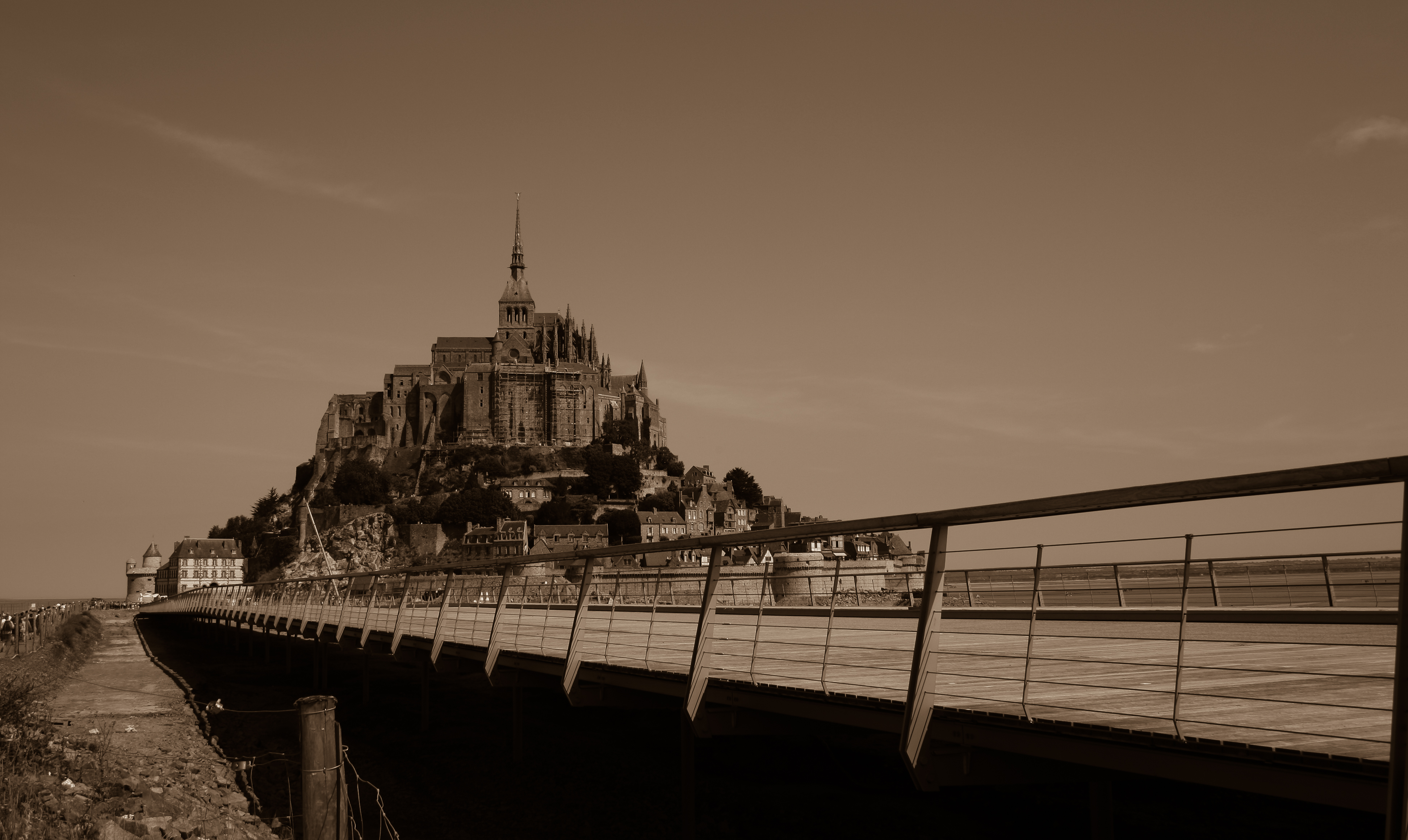 Pontorson photo 2