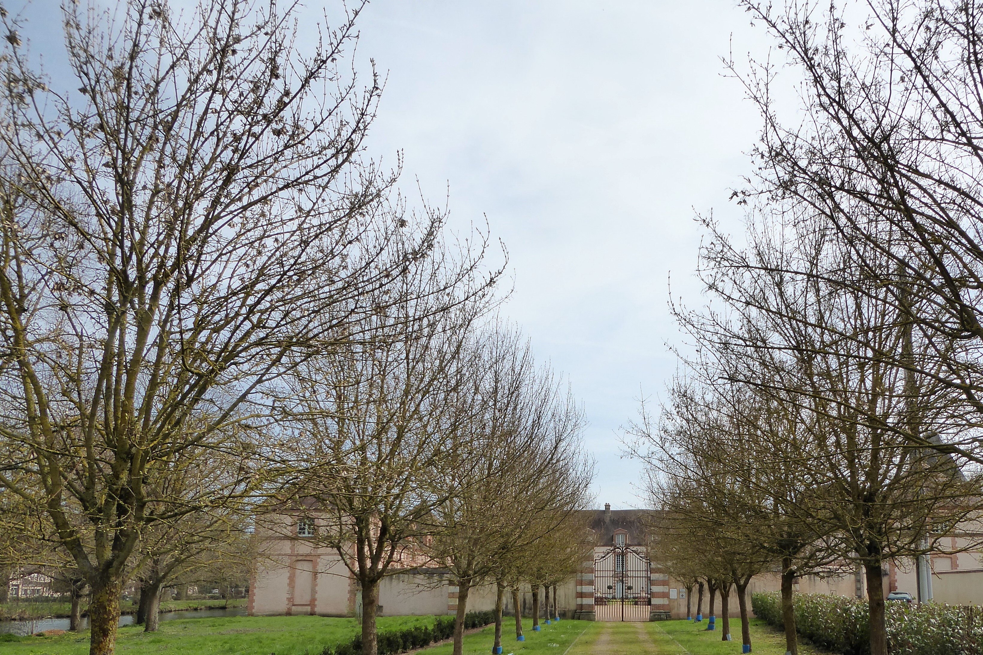 Saint-Lubin-des-Joncherets photo 4