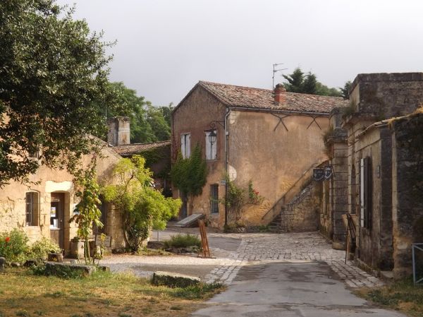 Blaye photo 3