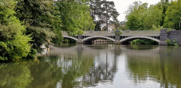 Weybridge photo 3