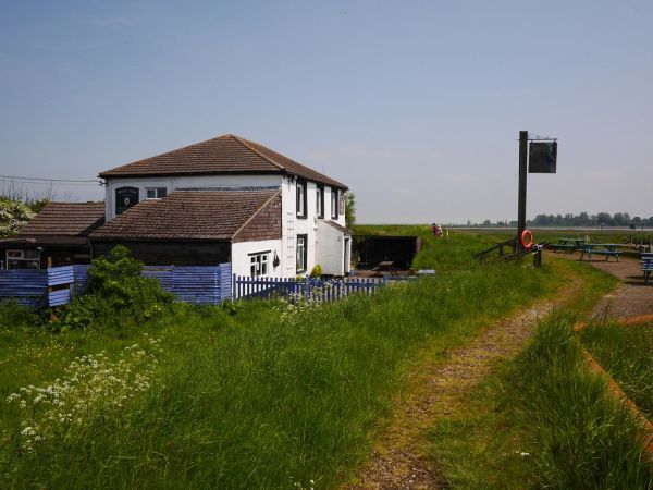 River Yare photo 3