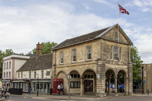 Witney photo 4