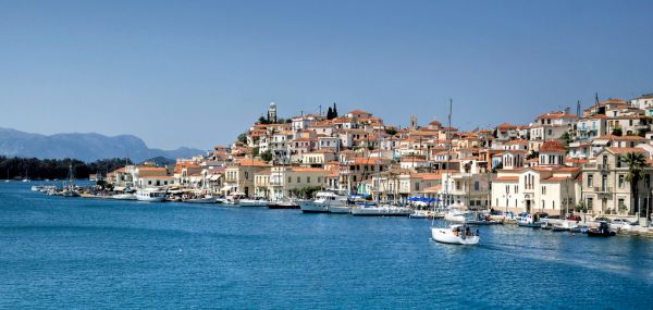 Poro Bay, Crete