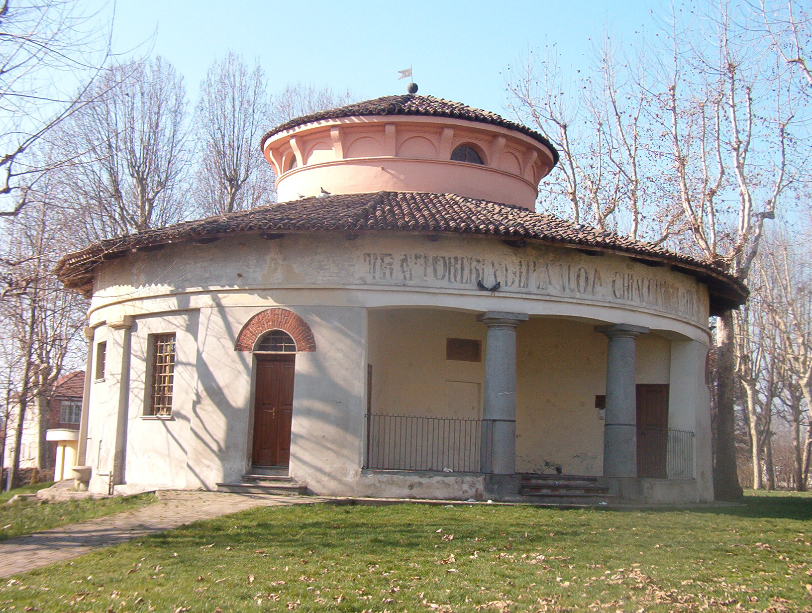 Vigone photo 2