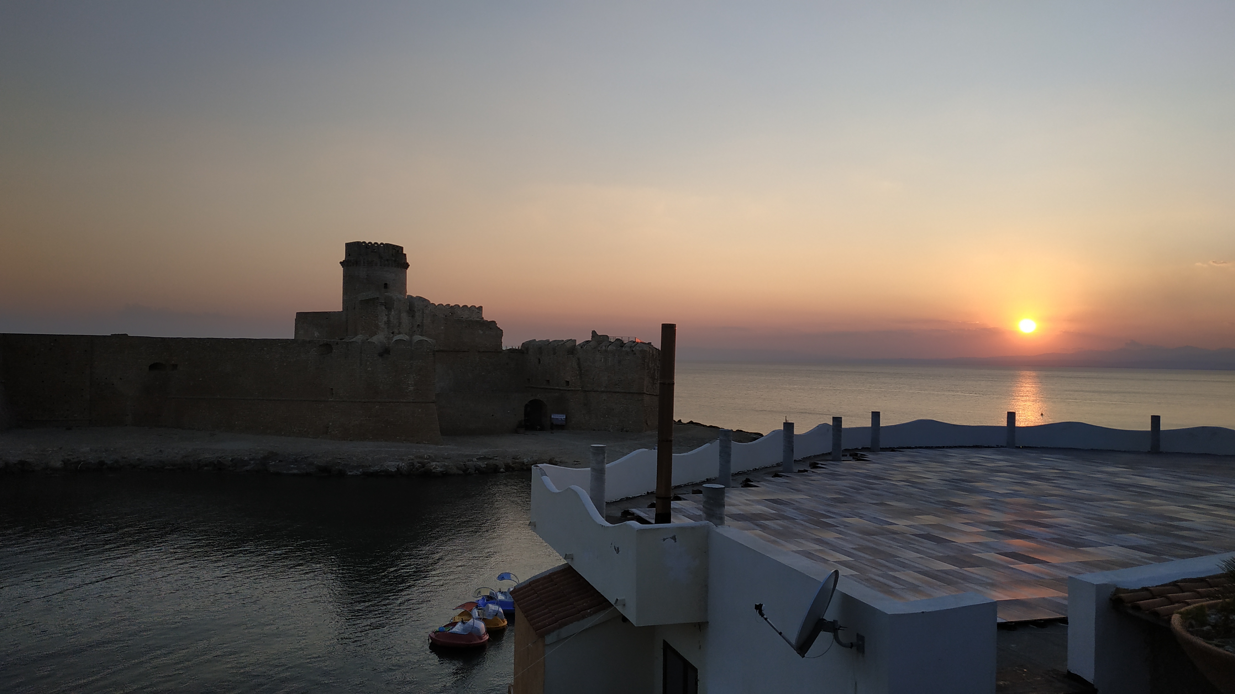 Isola di Capo Rizzuto photo 2