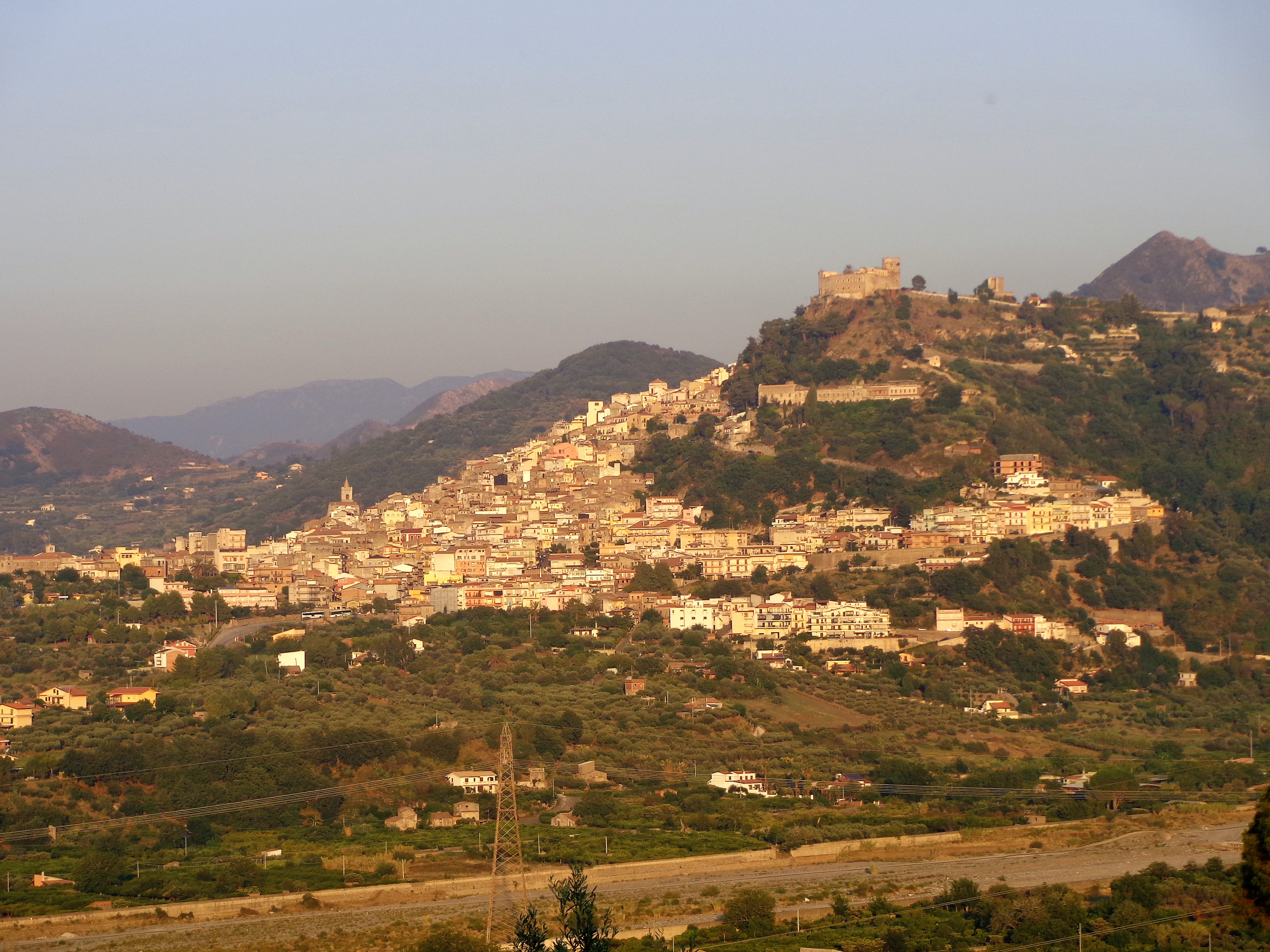 Santa Lucia del Mela photo 3