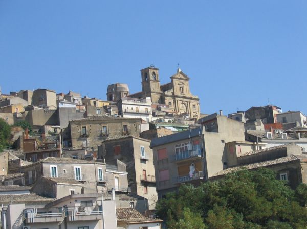 Agira photo 2