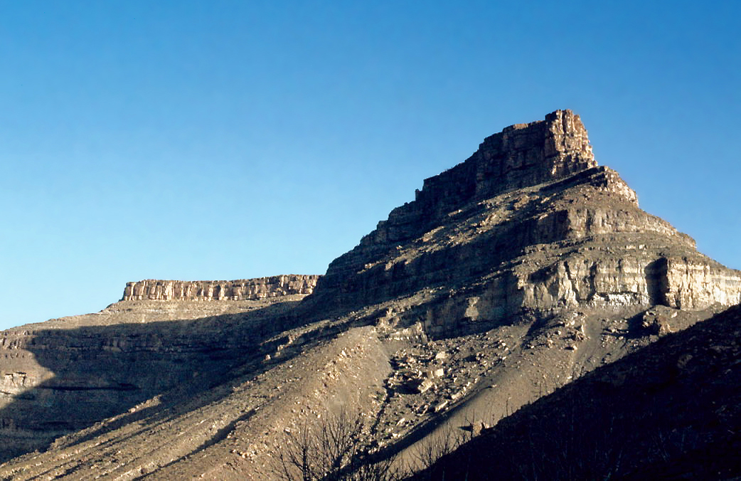 Adrar Mkorn, Draa-Tafilalet