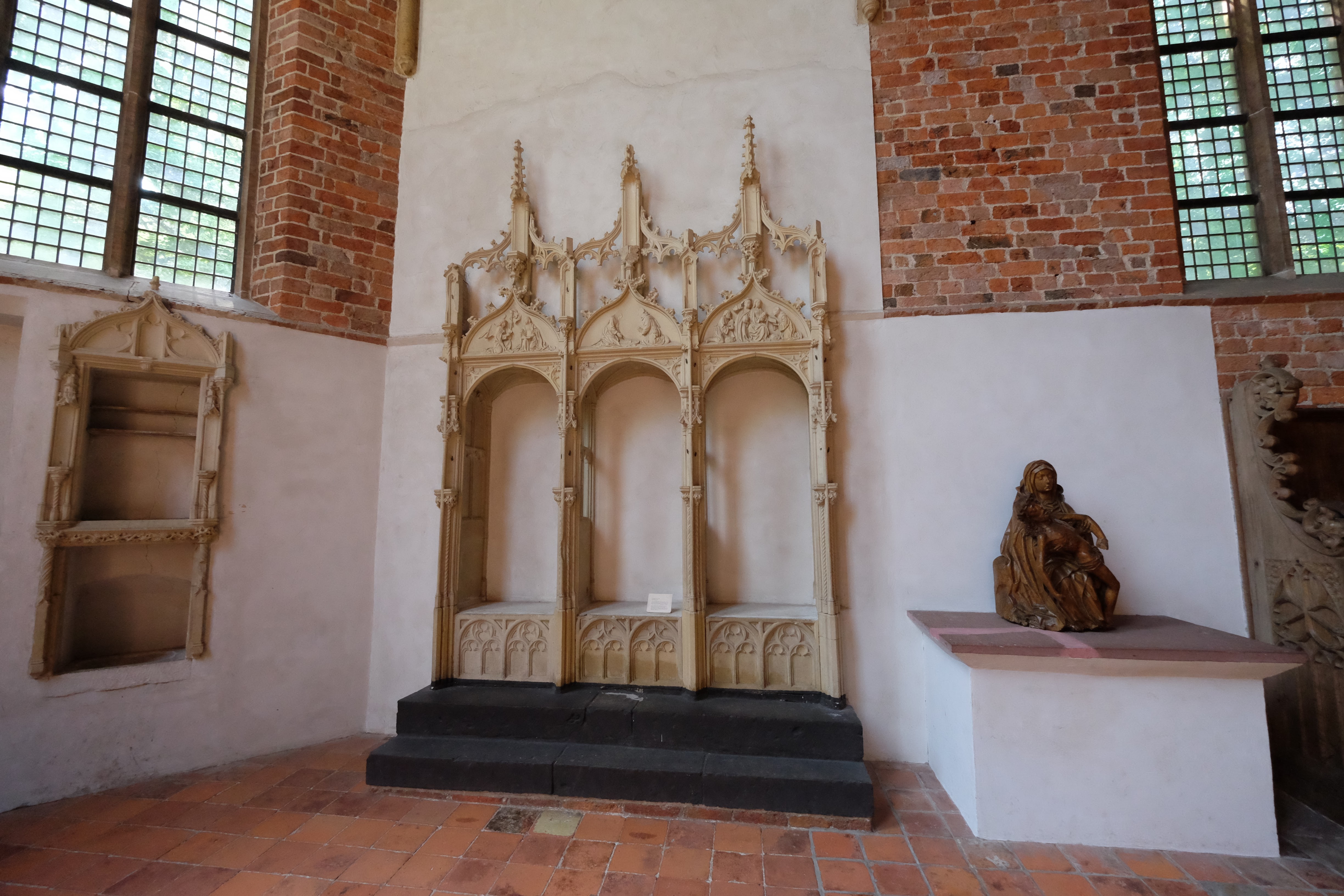 Ter Apel photo 3