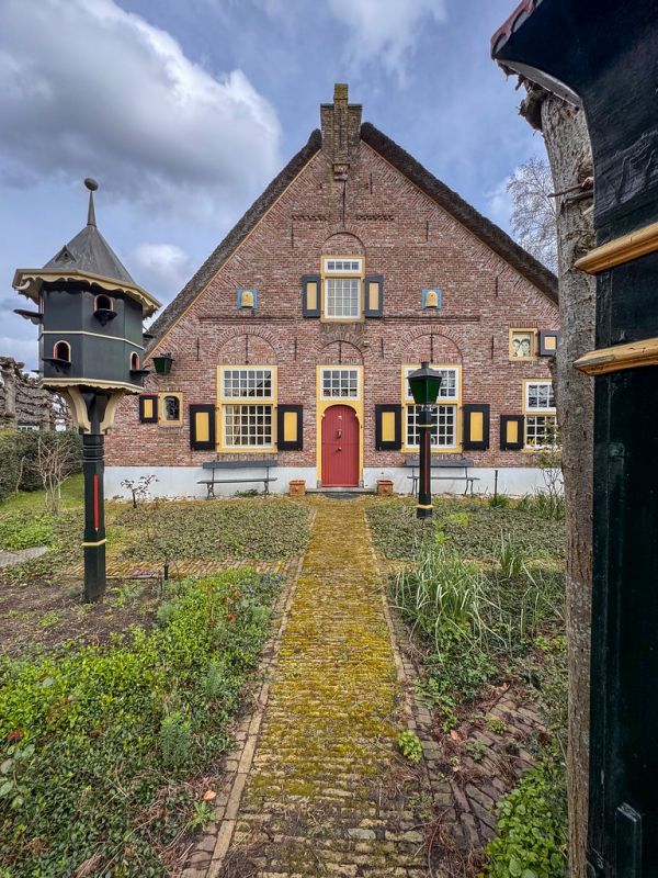 Huizen photo 3