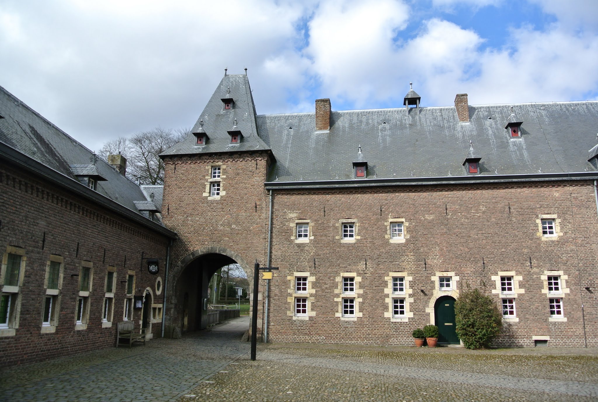 Hoensbroek photo 2
