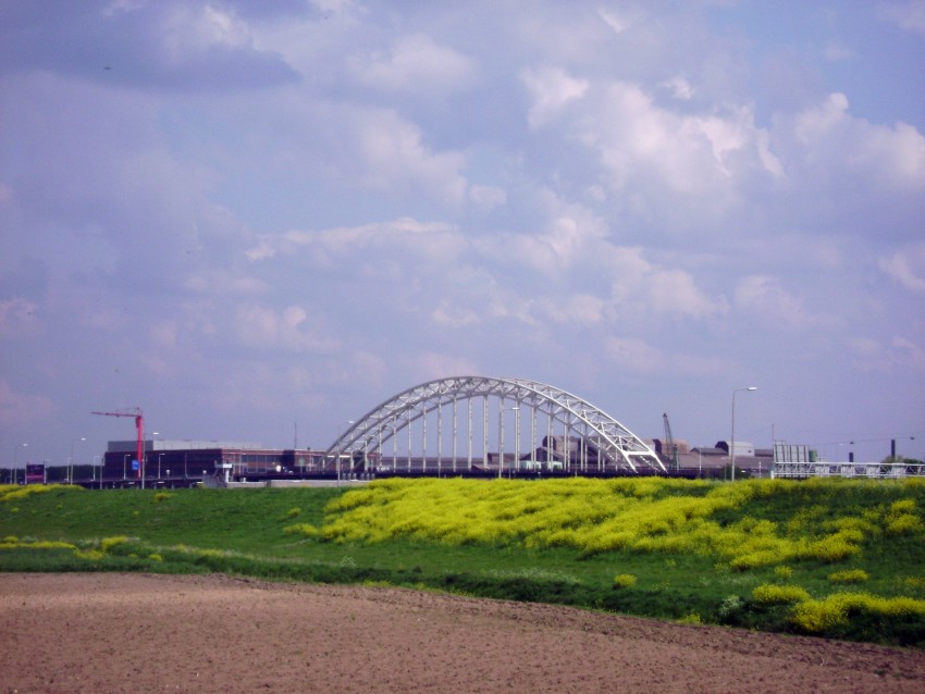 Hendrik-Ido-Ambacht photo 4